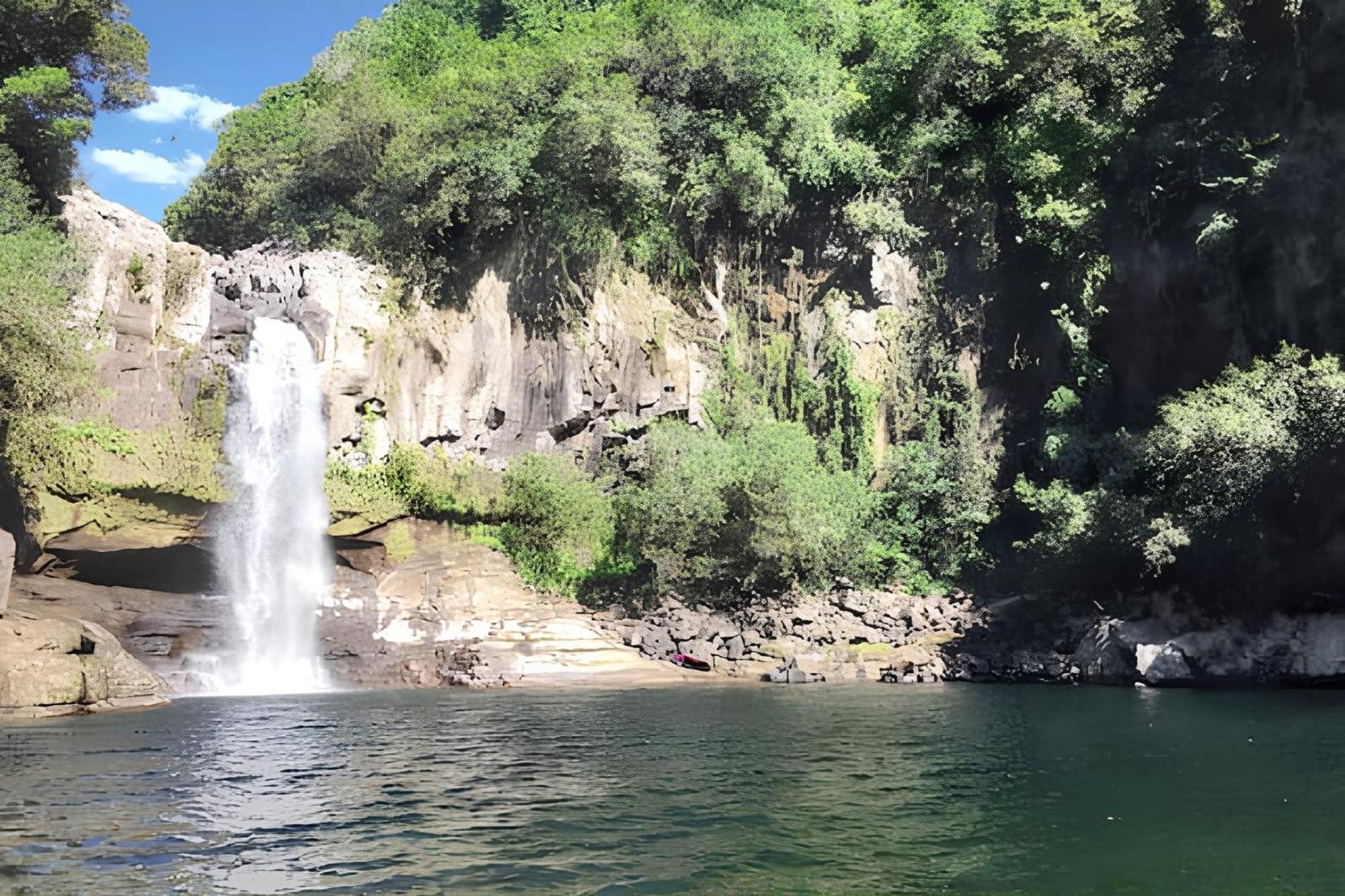 Maison Charmante A Bras-Panon Avec Piscine Et Jardin Dış mekan fotoğraf